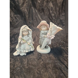 1997 Kim Anderson “Promises of Love” Figurines Holding Flower And Vase, Enesco